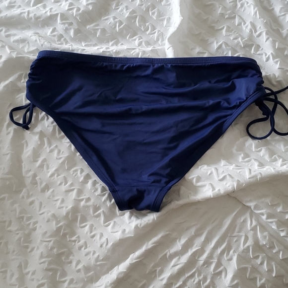 Mid rise swim suit bottoms - Picture 2 of 2